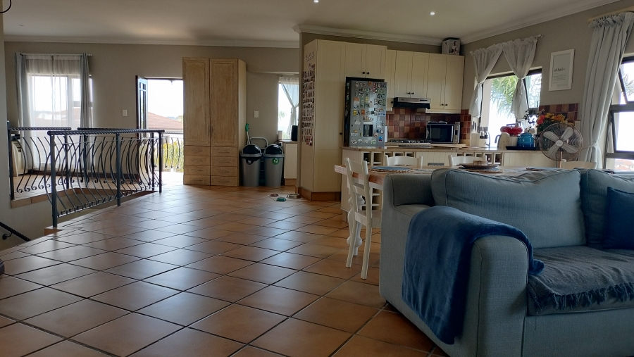 4 Bedroom Property for Sale in Bergsig Western Cape